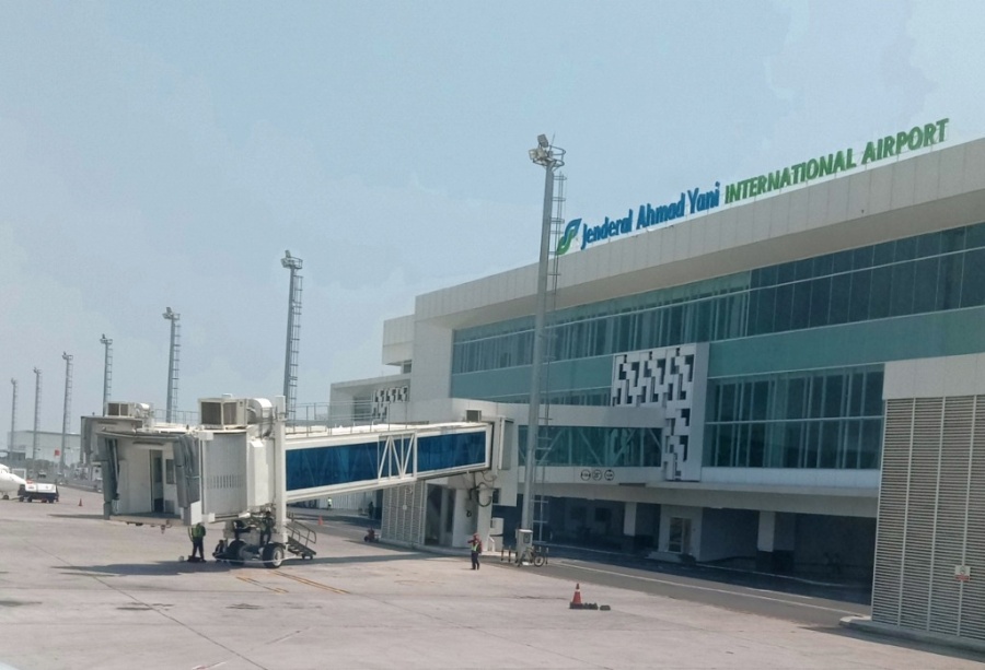 Airport: Jenderal Ahmad Yani International (SRG)